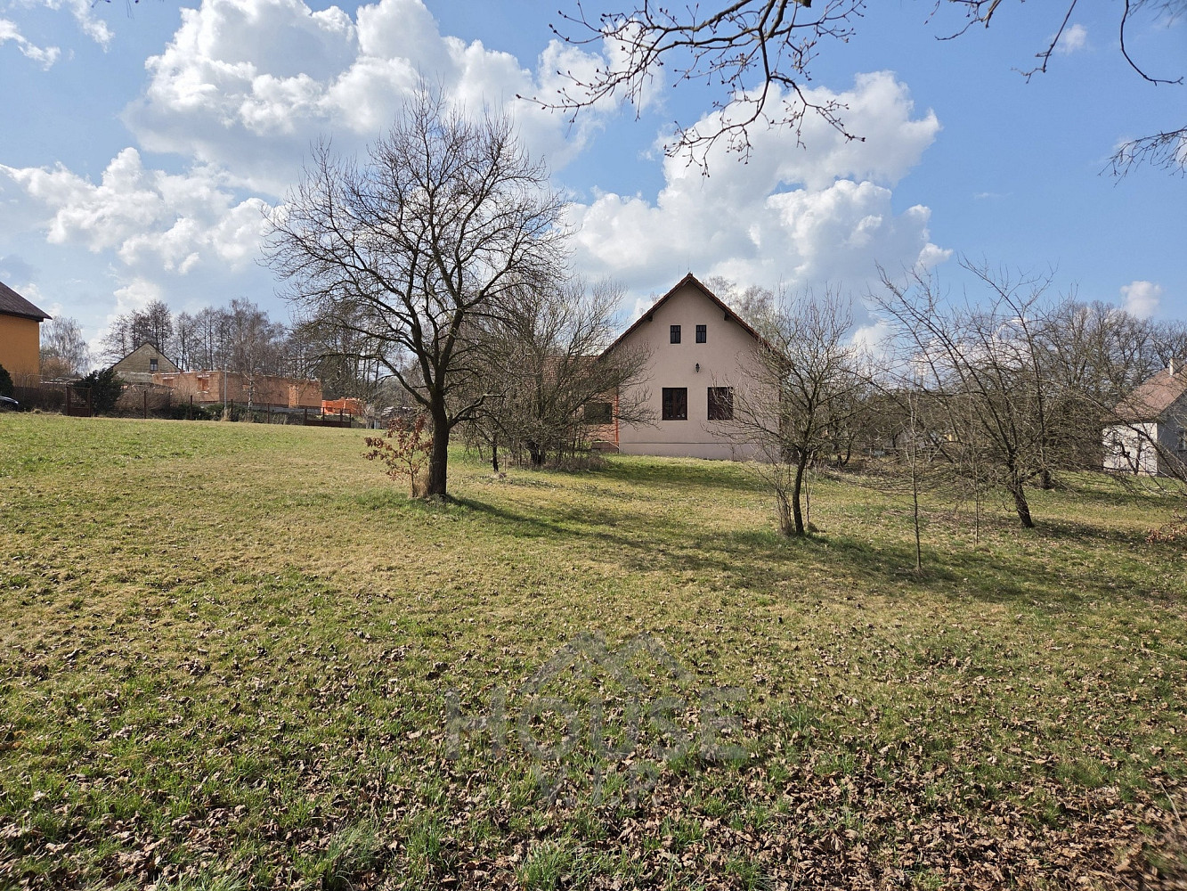Prodej stavebního pozemku 848 m²