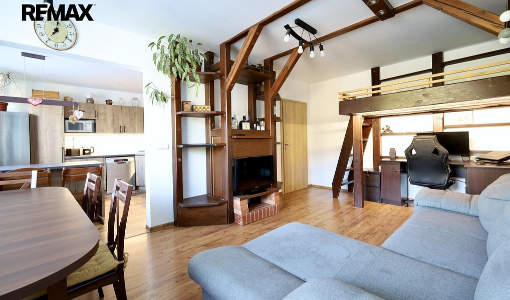 Prodej bytu 4+1 99 m², Poniklá – náhled fotky 11