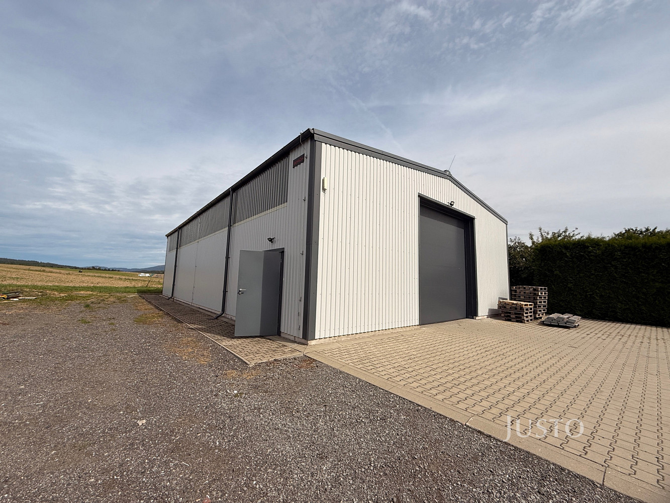 Pronájem skladovacích prostor 250 m² – fotografie 2