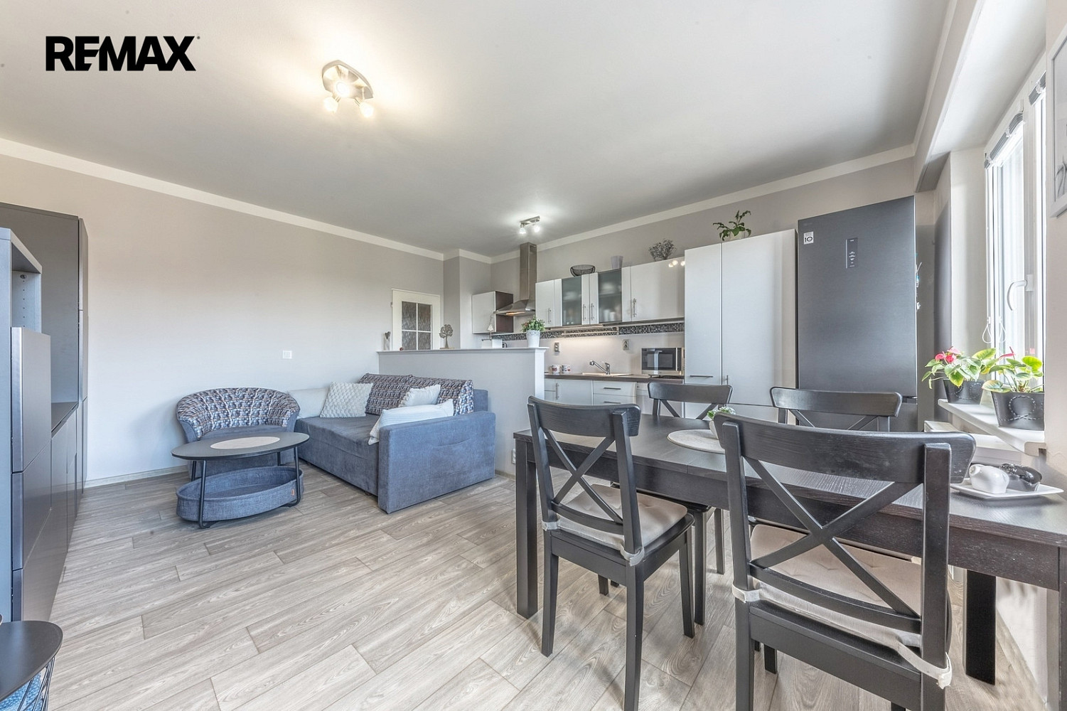 Prodej bytu 2+kk 50 m² - View 2
