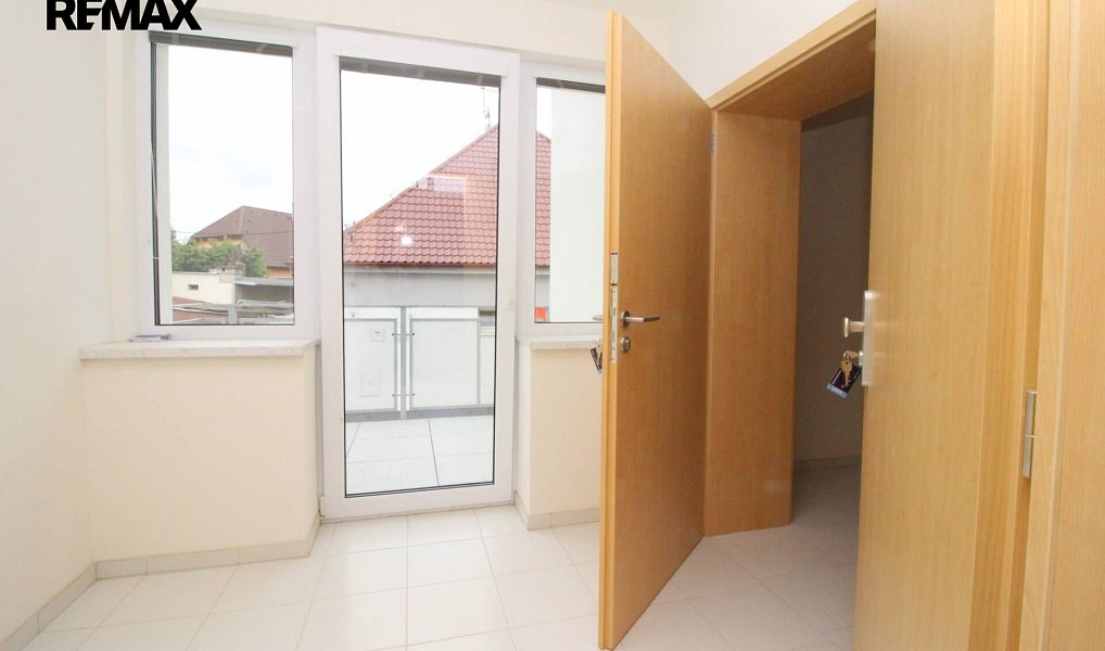 Pronájem bytu 2+kk 64 m², Plzeň – náhled fotky 15