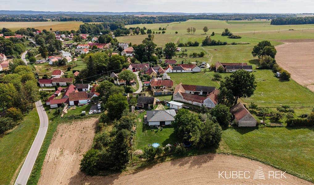 Prodej stavebního pozemku 1 342 m², Dírná – náhled fotky 13