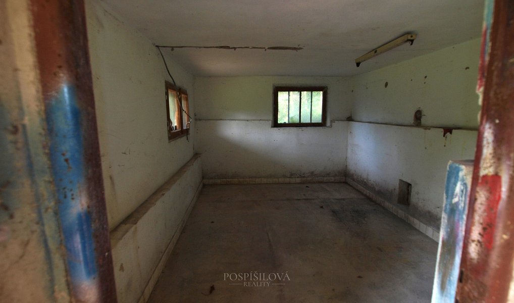 Prodej stavebního pozemku 898 m², Krhanice – náhled fotky 9