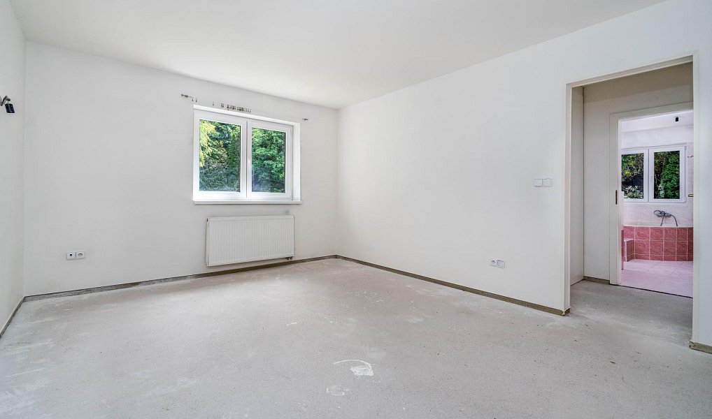 Prodej domu 244 m² s pozemkem 1 000 m², Zvole – náhled fotky 14
