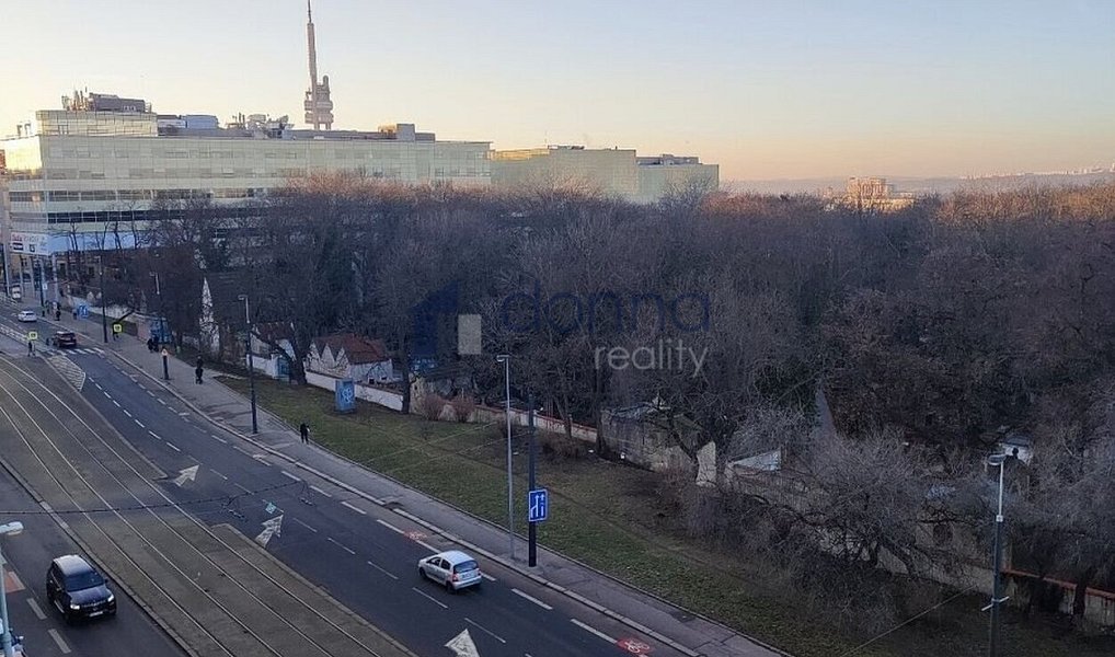 Pronájem bytu 3+kk 77 m², Praha – náhled fotky 8