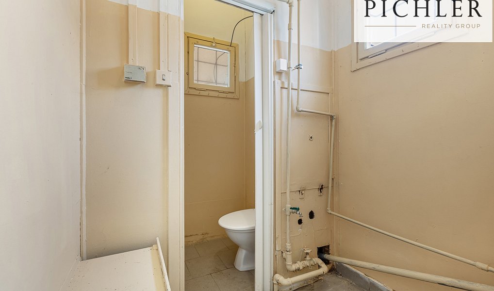 Prodej obchodních prostor 135 m², Nové Strašecí – náhled fotky 17