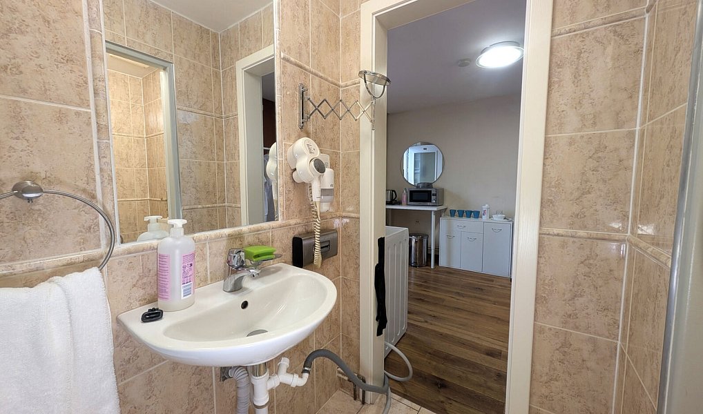 Pronájem obchodních prostor 15 m², Plzeň – náhled fotky 3