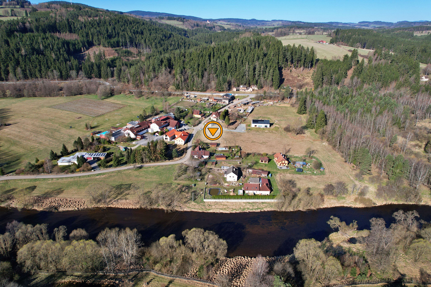 Prodej stavebního pozemku 1 040 m²
