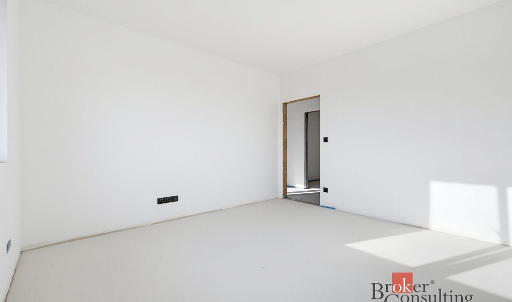 Prodej domu 127 m² s pozemkem 818 m², Dašice – náhled fotky 9