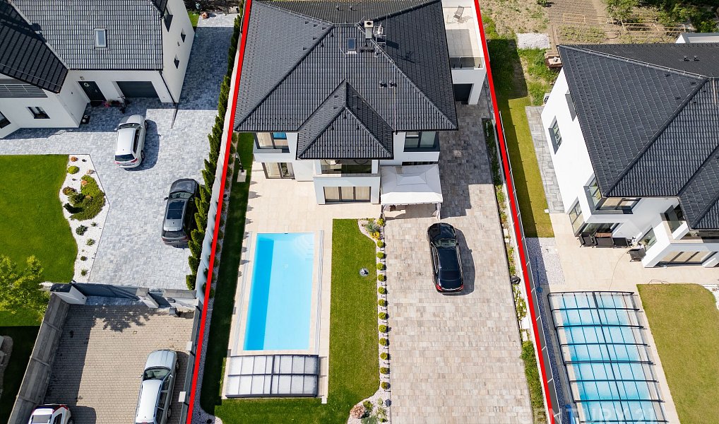 Prodej domu 243 m² s pozemkem 850 m², Květnice – náhled fotky 4