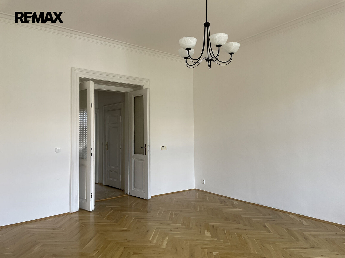 Pronájem bytu 1+1 62 m² – fotografie 3