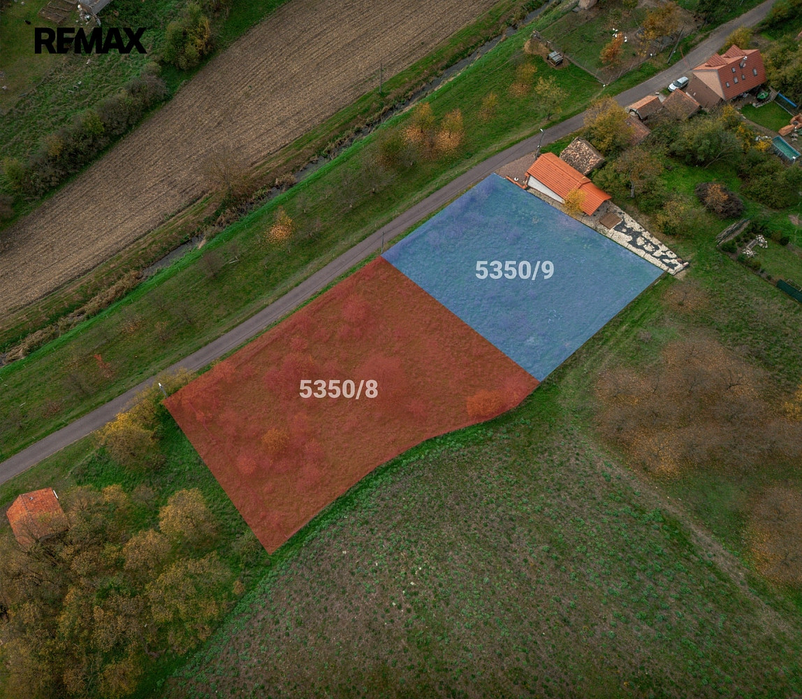 Prodej stavebního pozemku 2 412 m² — photo 3