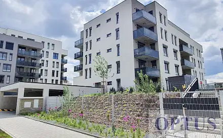 Pronájem bytu 3+kk 73 m²