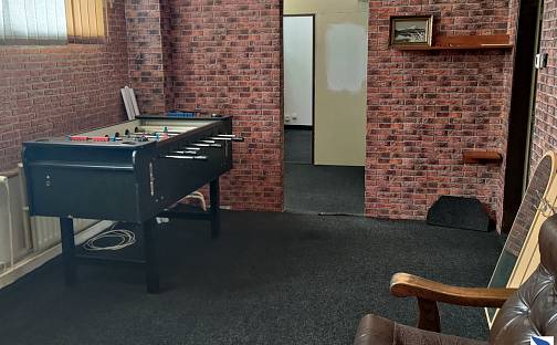 Pronájem kanceláře 100 m², Školní pěšina, Chomutov