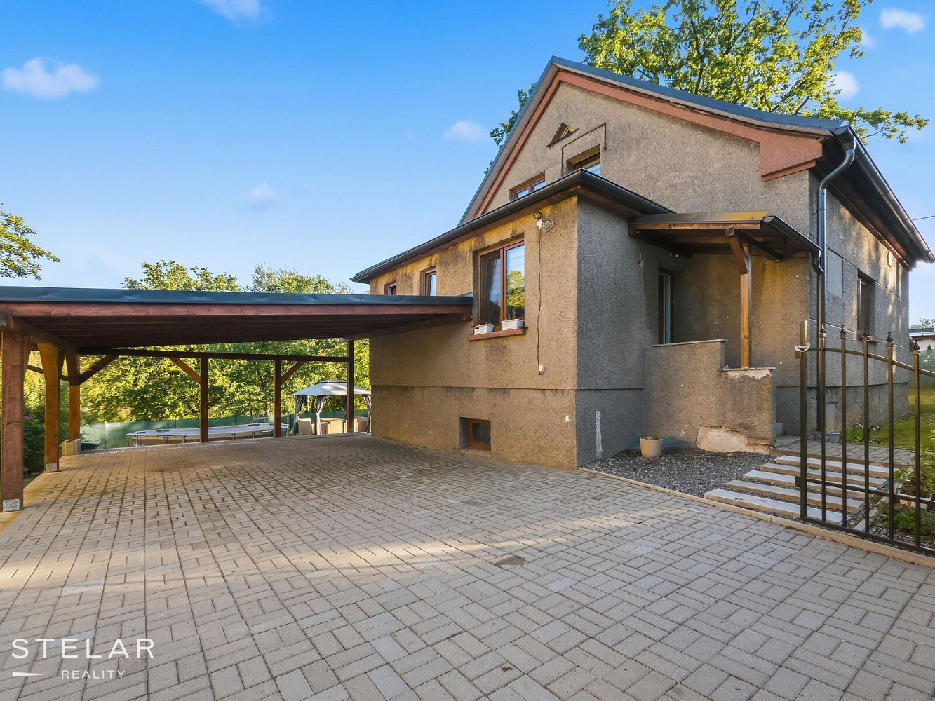 Prodej domu 159 m² s pozemkem 1 023 m²
