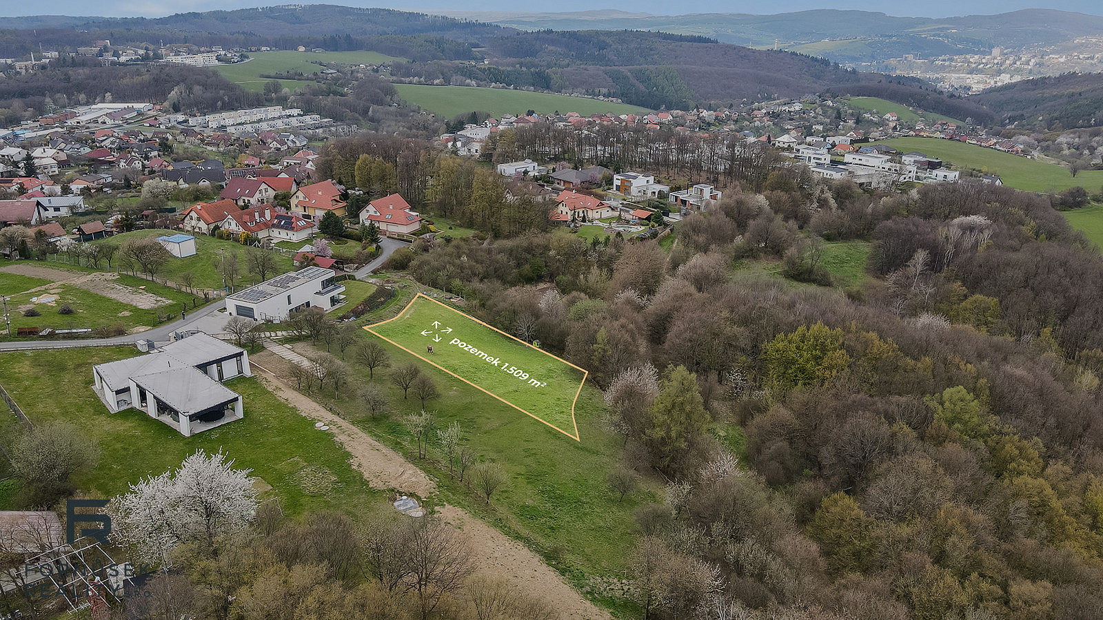 Prodej stavebního pozemku 1 509 m²