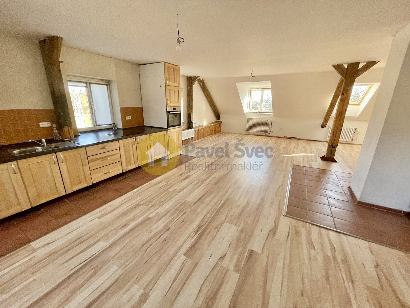 Pronájem bytu 2+kk 145 m²