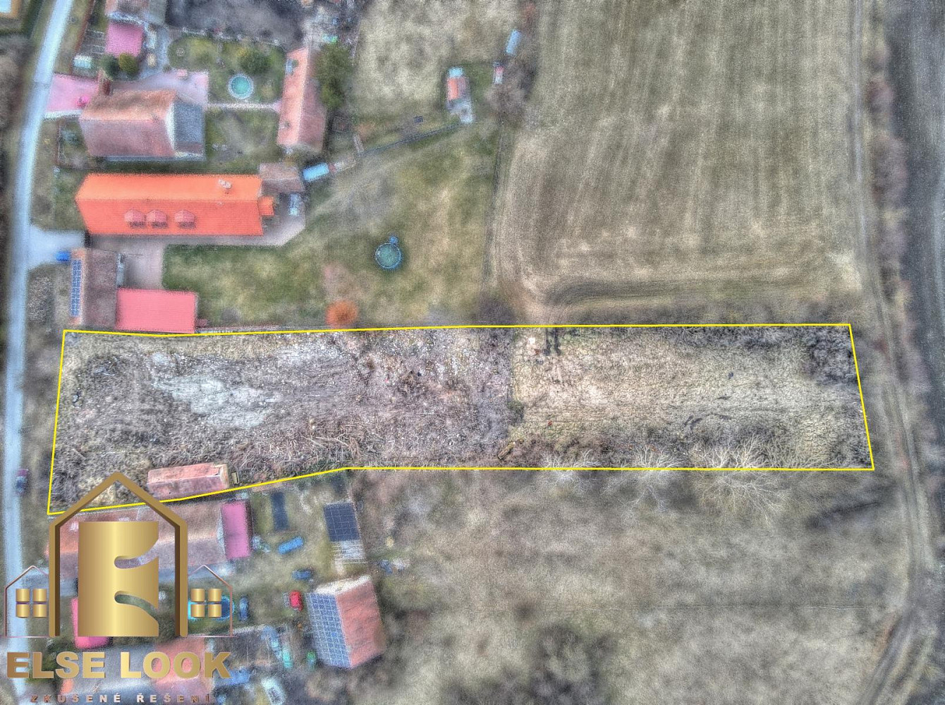 Stavební pozemek 4457 m² (Pardubice 11km, Hradec Králové 19km, Praha 107km, Olomouc 123km, Brno 123k – pohled 5