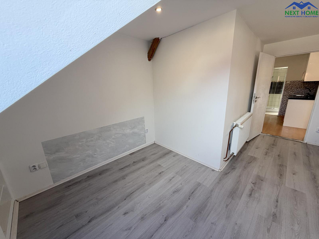 Pronájem bytu 2+kk 38 m² – fotografie 5