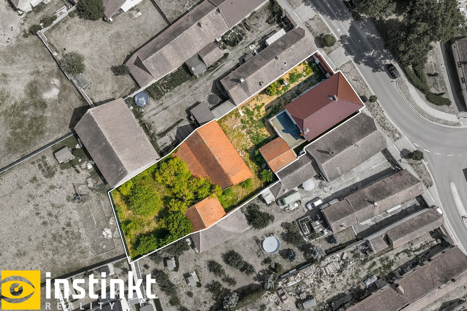 Prodej domu 220 m² s pozemkem 1 450 m² – fotografie 2