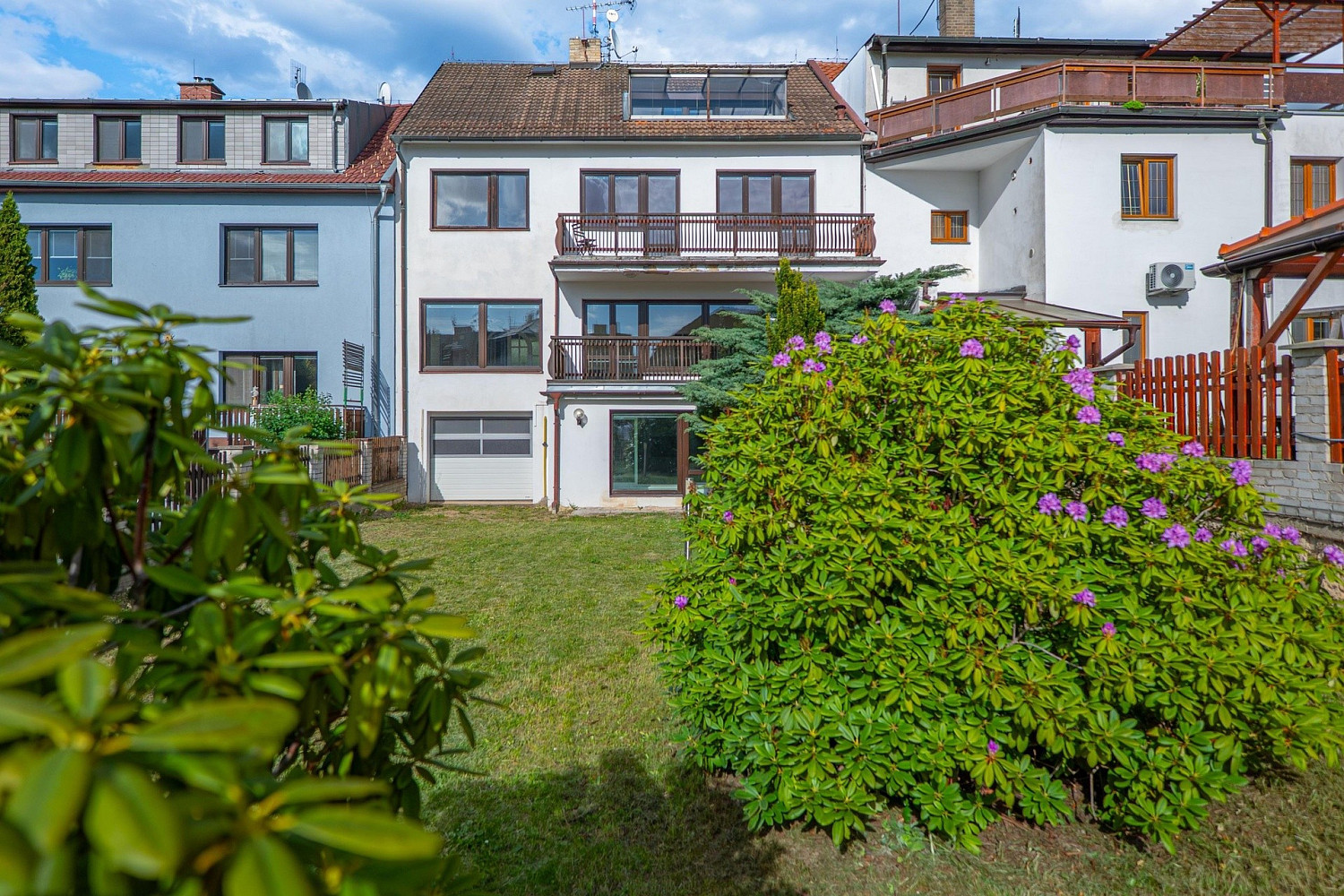 Prodej domu 340 m² s pozemkem 422 m²