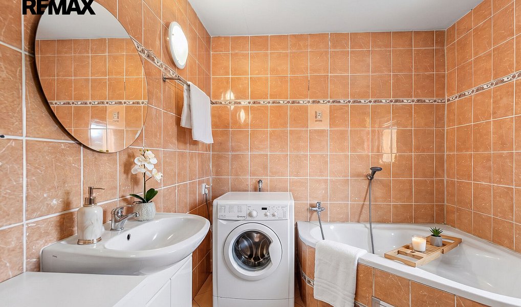 Prodej domu 222 m² s pozemkem 1 257 m², Kly – náhled fotky 36
