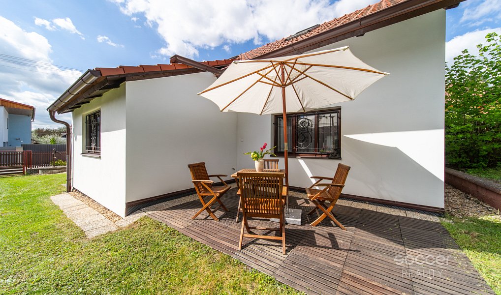 Pronájem domu 180 m² s pozemkem 1 662 m², Dobrovice – náhled fotky 11