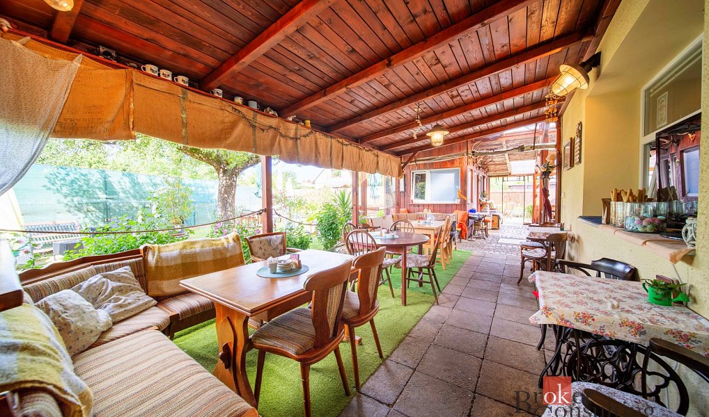 Prodej restaurace 180 m², Dvůr Králové nad Labem – náhled fotky 2