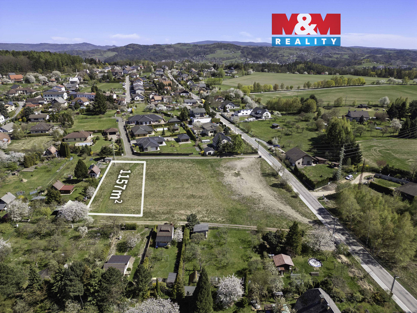 Prodej stavebního pozemku 1 157 m²