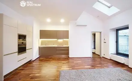 Pronájem bytu 2+kk 69 m²