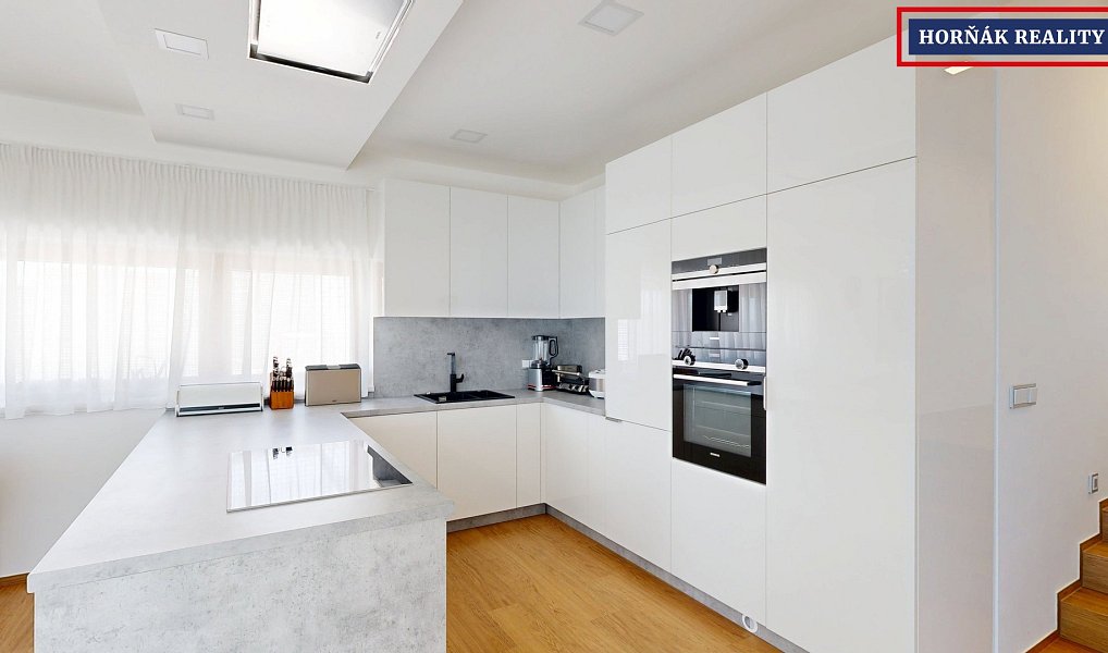 Prodej domu 288 m² s pozemkem 863 m², Ochoz u Brna – náhled fotky 5