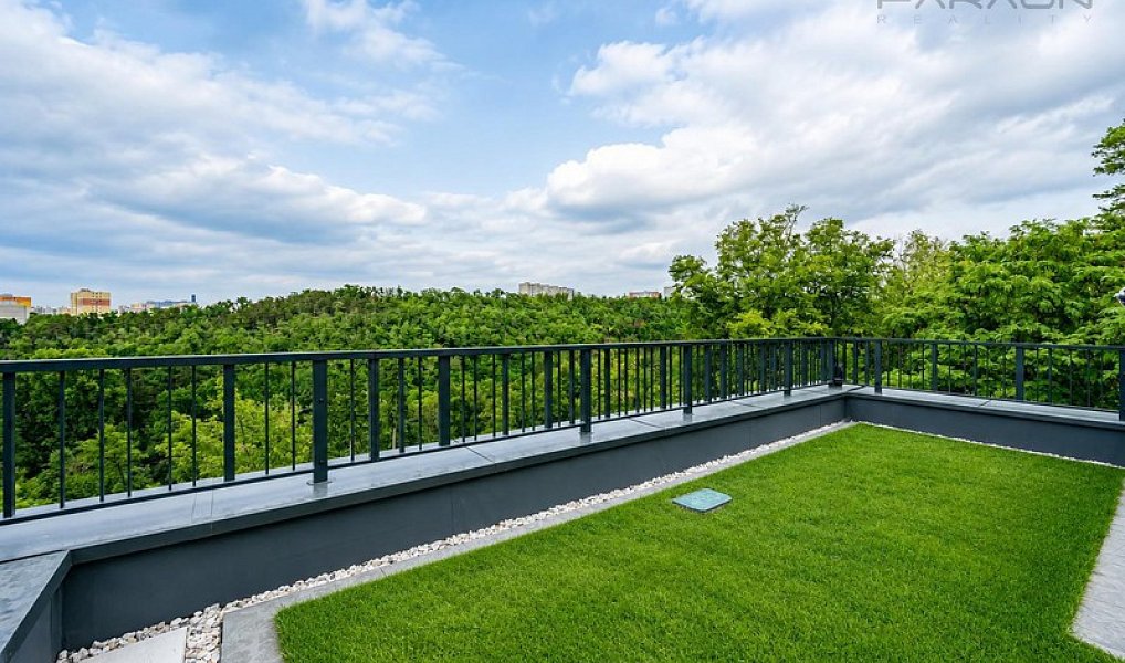 Prodej domu 305 m² s pozemkem 362 m², Praha – náhled fotky 11