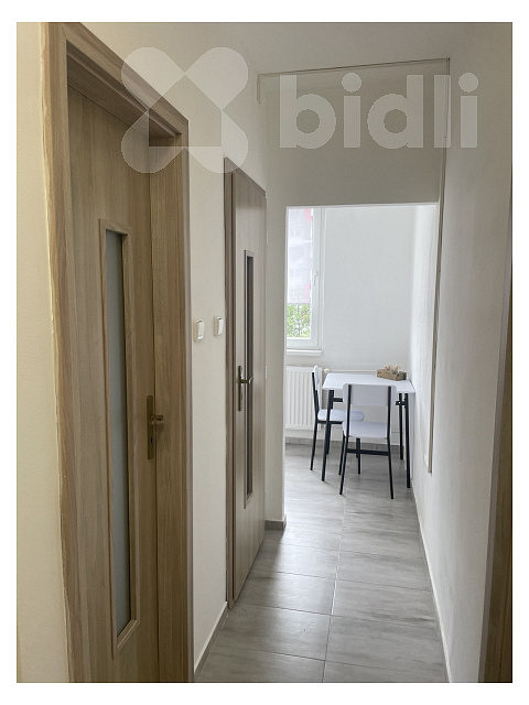 Pronájem bytu 1+1 39 m² – fotografie 2