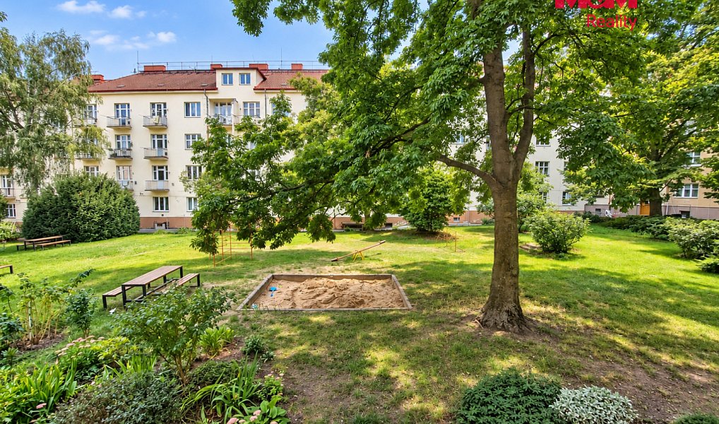 Prodej bytu 2+kk 52 m², Praha – náhled fotky 12