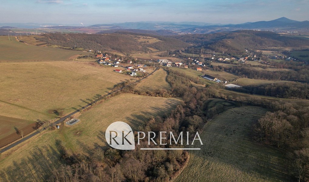 Prodej pole 24 989 m², Bžany – náhled fotky 6