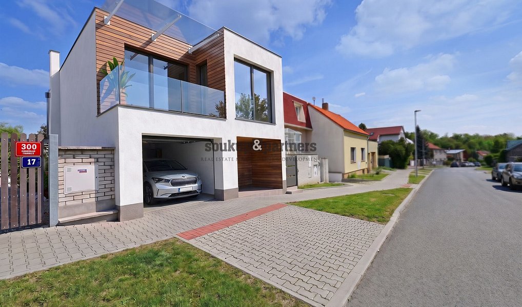 Prodej stavebního pozemku 317 m², Praha – náhled fotky 5