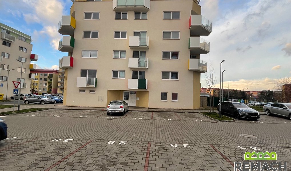 Pronájem, parkovací venkovní stání - Uherské Hradiště - Sady, Uherské Hradiště – náhled fotky 3