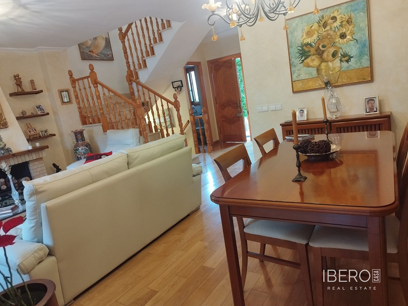 Prodej domu 200 m² s pozemkem 200 m²