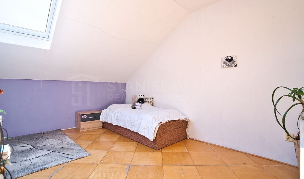 Prodej domu 239 m² s pozemkem 241 m², Šternberk – náhled fotky 11