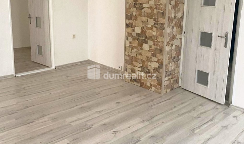 Pronájem bytu 2+1 75 m², Děčín – náhled fotky 5