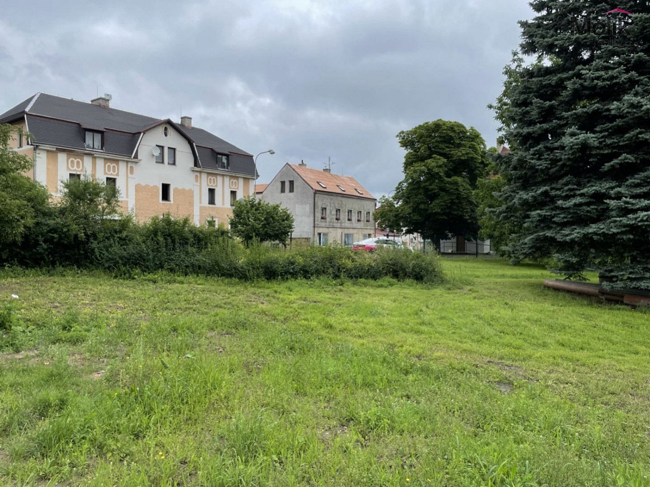 Prodej stavebního pozemku 1 000 m²