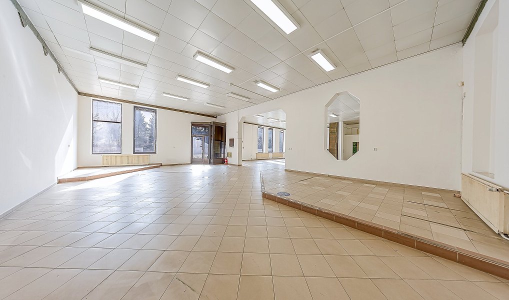 Pronájem obchodních prostor 299 m², Staré Město – náhled fotky 5
