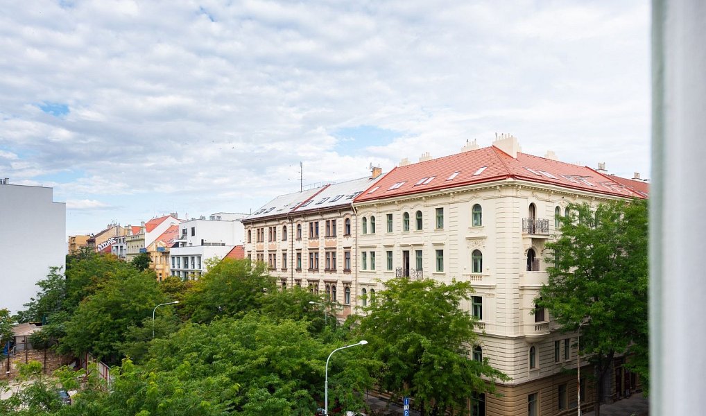 Prodej bytu 4+1 130 m², Praha – náhled fotky 23