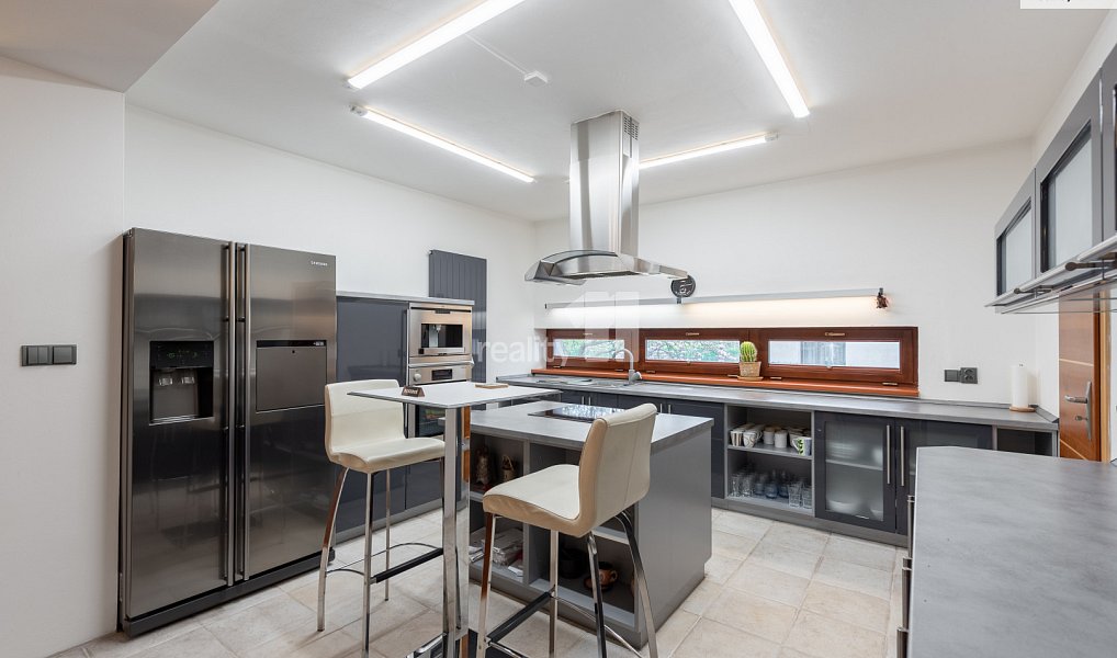 Prodej domu 432 m² s pozemkem 1 354 m², Praha – náhled fotky 14