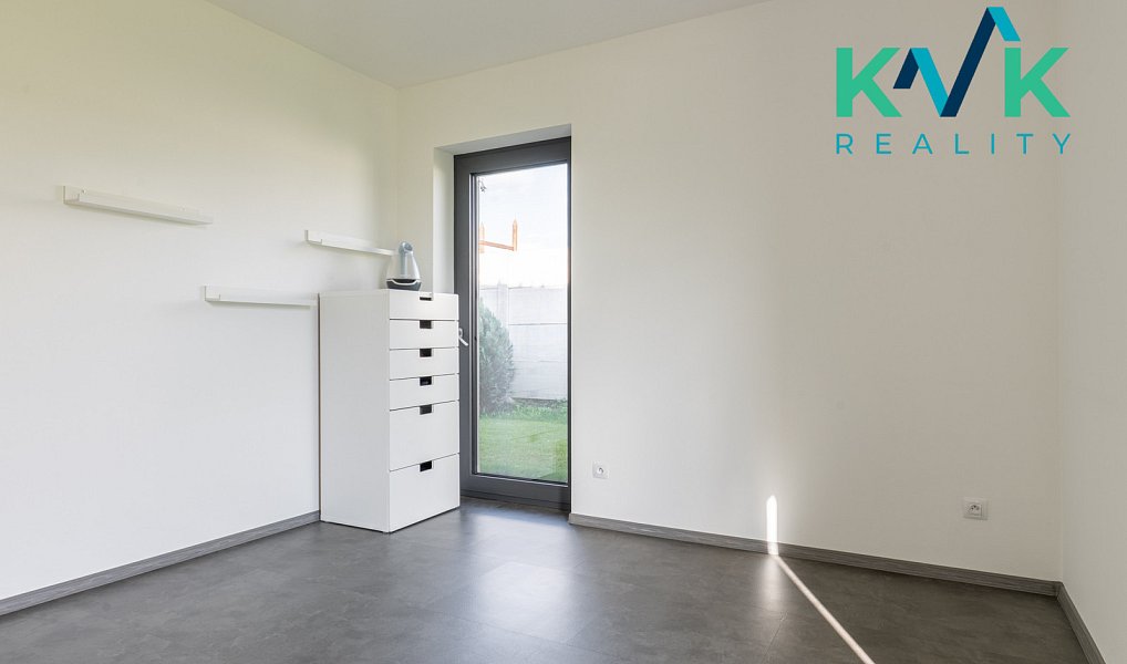 Prodej domu 228 m² s pozemkem 1 069 m², Hájek – náhled fotky 19