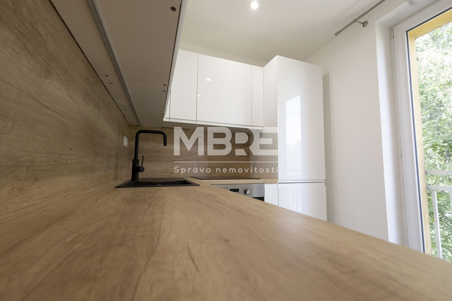 Pronájem bytu 2+1 55 m² — photo 2