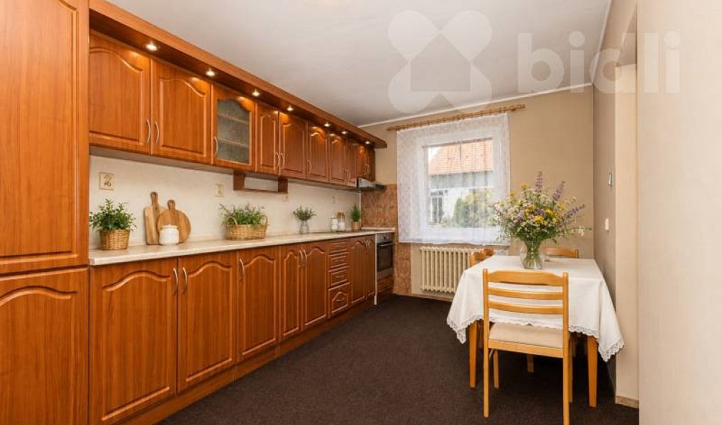 Prodej domu 140 m² s pozemkem 1 129 m², Křenovice – náhled fotky 2