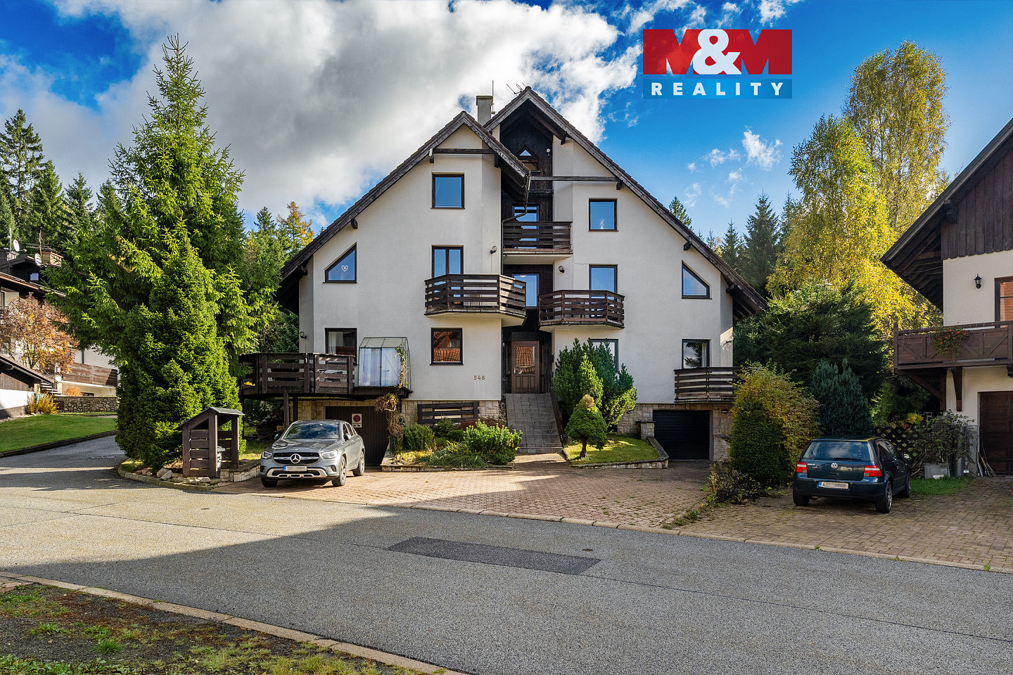 Prodej domu 239 m² s pozemkem 404 m²
