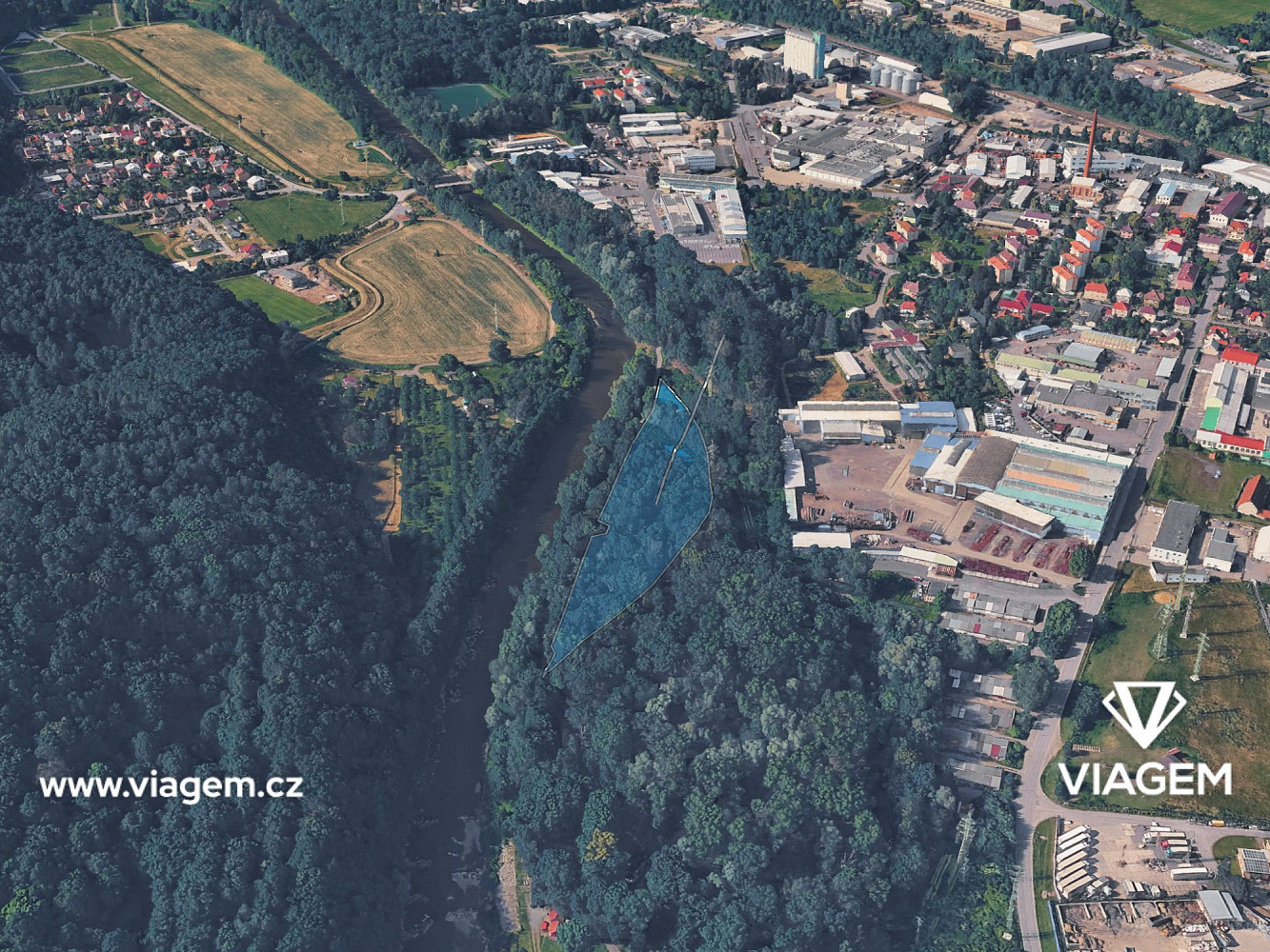 Prodej stavebního pozemku 7 450 m²