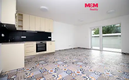 Pronájem bytu 3+kk 65 m², Malá, Hradec Králové - Pouchov